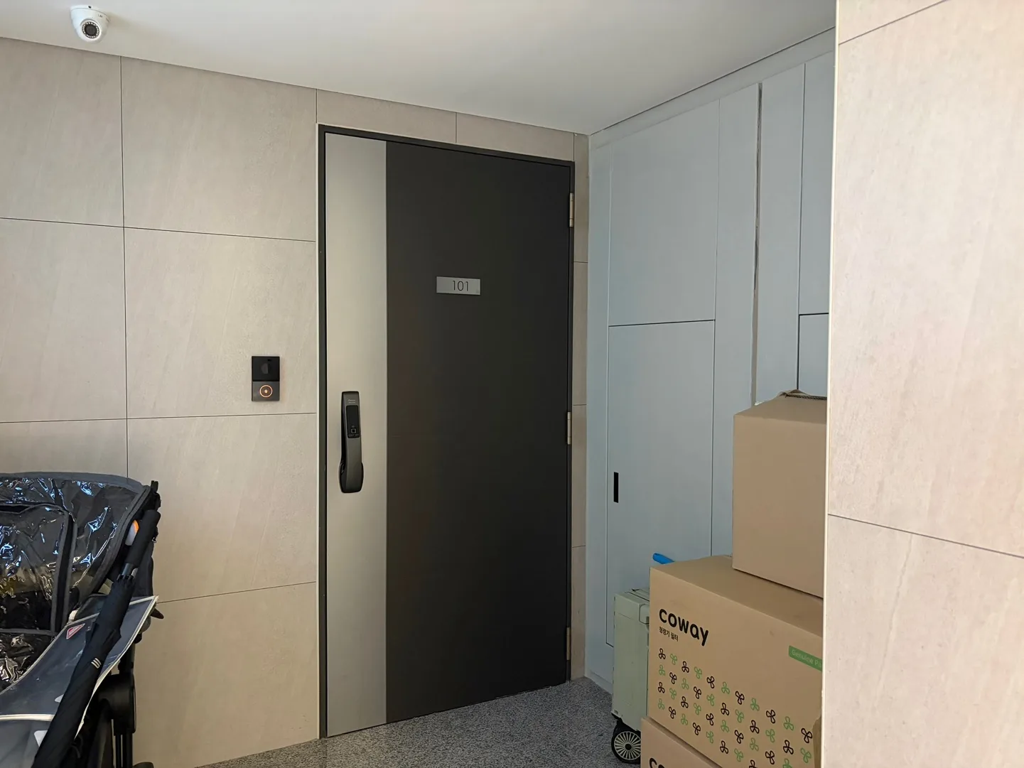 구로아파트현관문수리 문틀 용접 교정 시공 현장